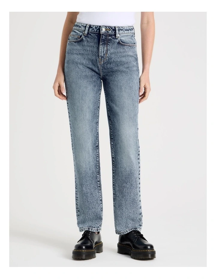 Mom High Rise Jean in Light Indigo Tinted image 2