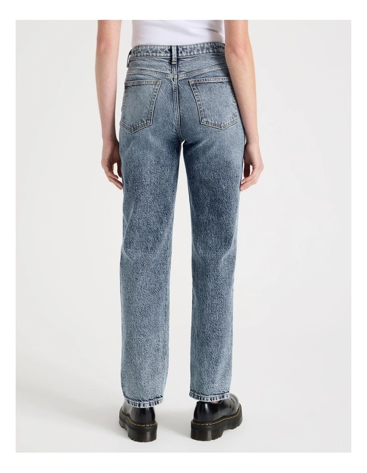 Mom High Rise Jean in Light Indigo Tinted image 6