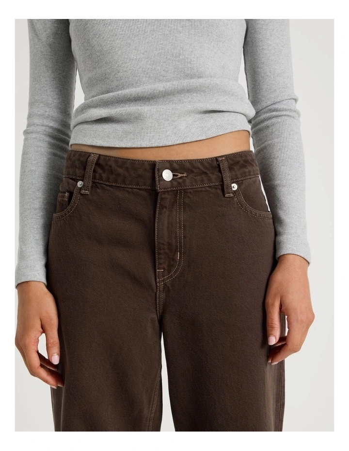 Relaxed Low Rise Jean in Hot Fudge image 3