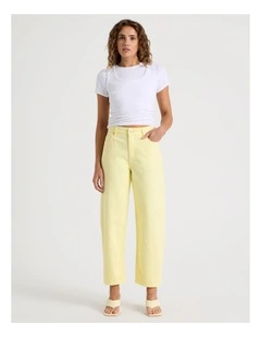 Barrel Mid Rise Jean in Yellow