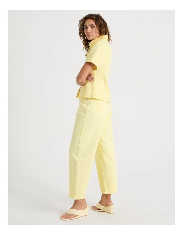 Barrel Mid Rise Jean in Yellow image 7