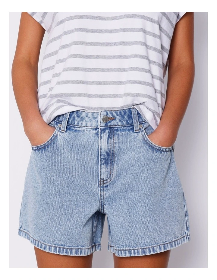 Organic Blend A-Line Denim Short in Light Vintage Blue image 3
