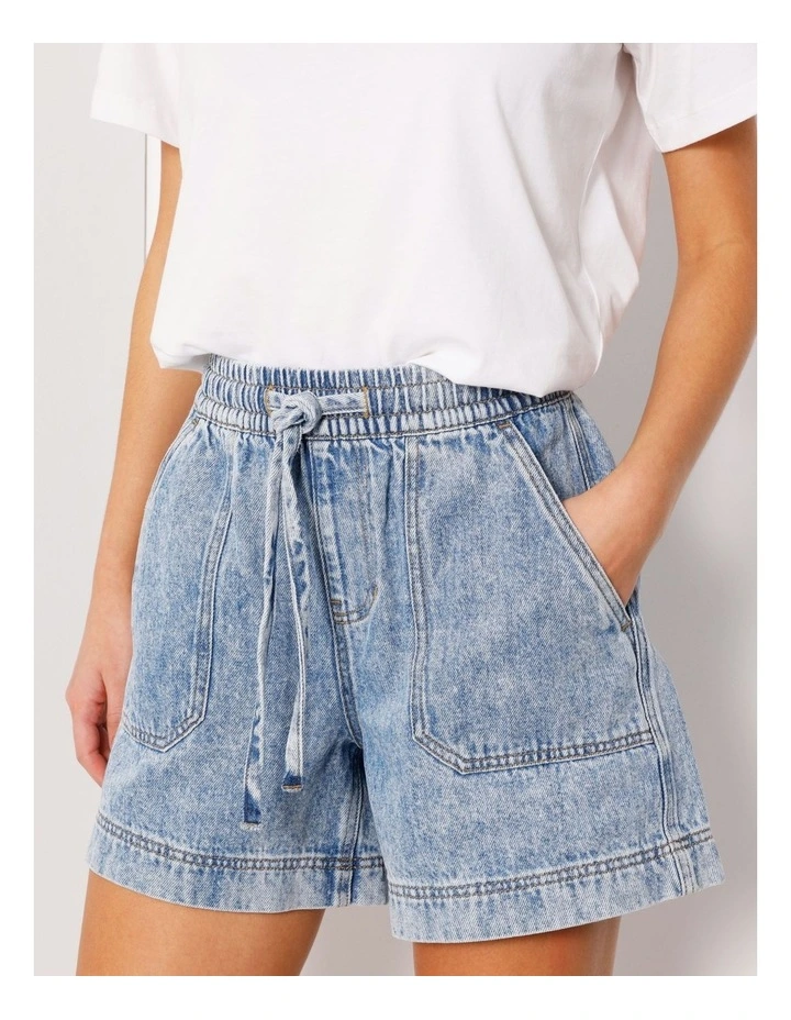 Elastic Waist Lightweight Denim Short in Bondi Blue image 4