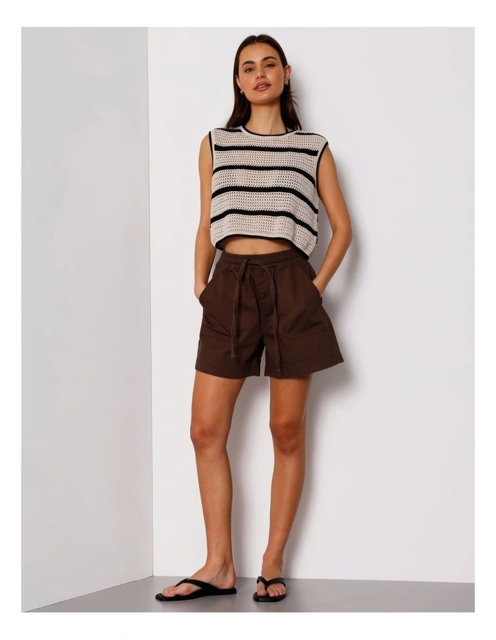 Elastic Waist Lightweight Denim Short in Brown image 2