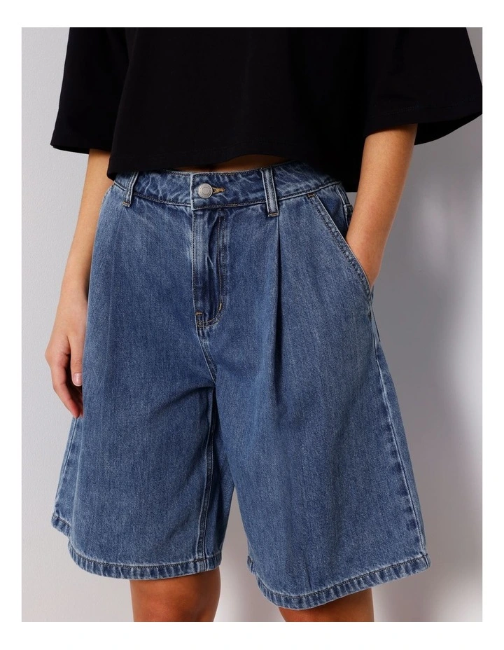 Pleat Front Long Short in Pacific Blue image 2