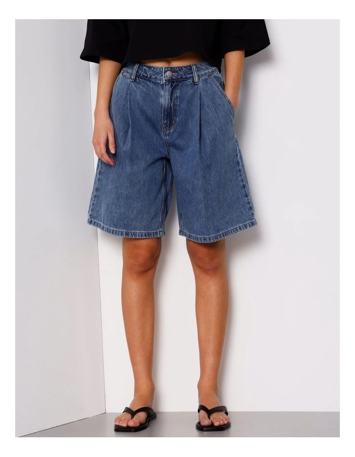 Pleat Front Long Short in Pacific Blue image 4