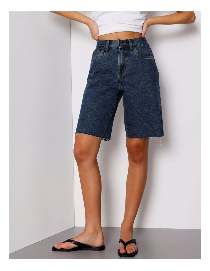 Denim Jort Raw Hem In Dark Vintage Blue image 3
