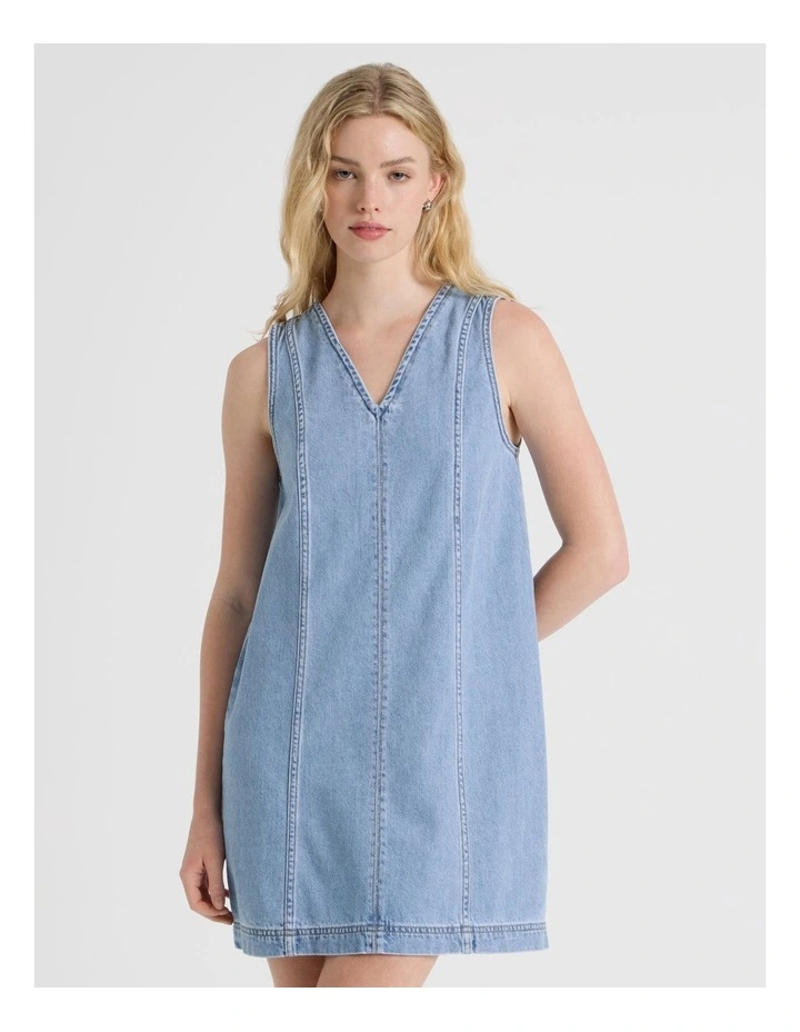 Sleeveless Denim Mini Dress in Blue image 4