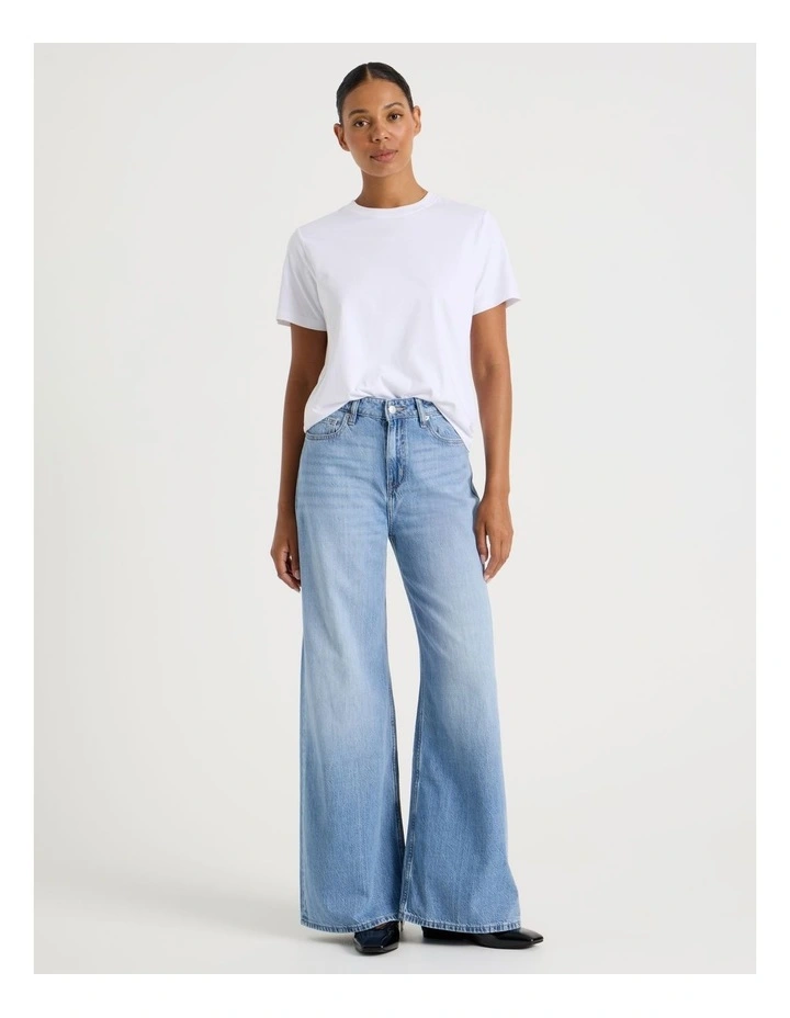 Regular Fit Crew Neck Tee in White image 5