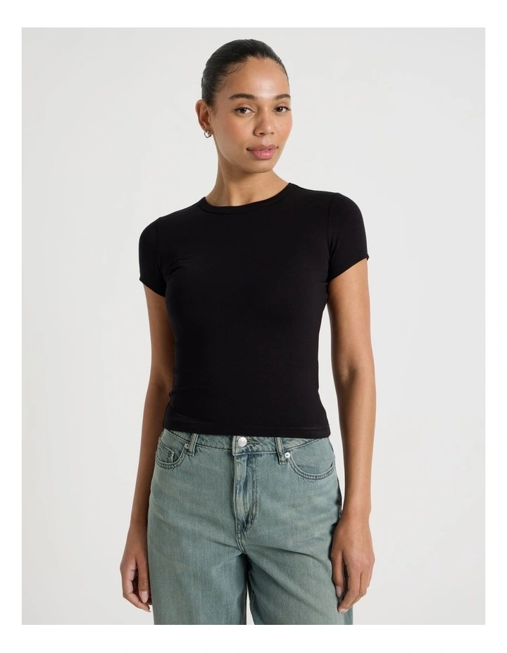 Baby Tee in Black image 4
