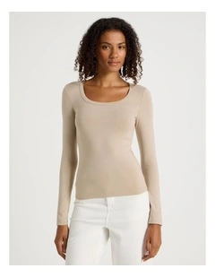 Long Sleeve Scoop Neck Tee in Oat