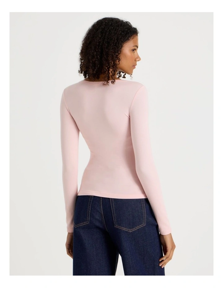 Long Sleeve Scoop Neck Tee in Lotus image 5