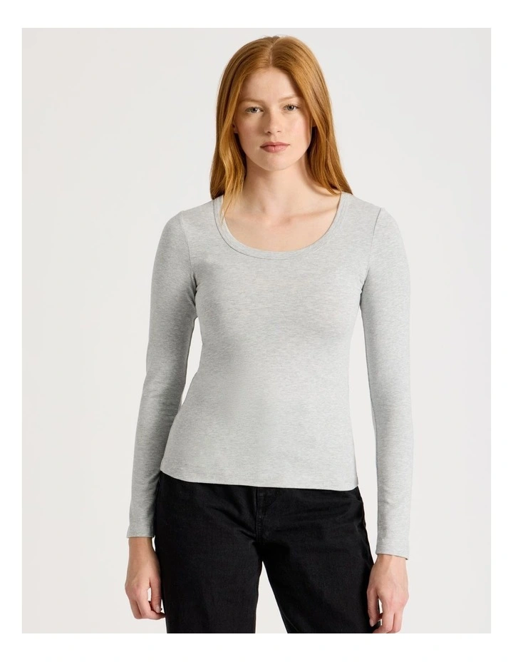 Long Sleeve Scoop Neck Tee in Light Heather Grey image 2