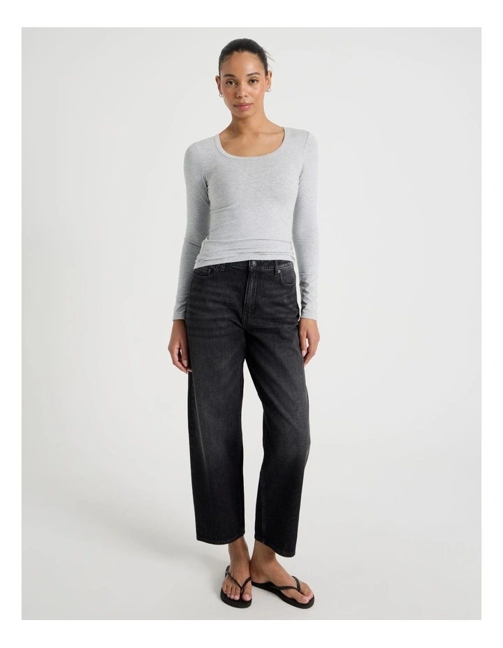 Long Sleeve Scoop Neck Tee in Light Heather Grey image 4