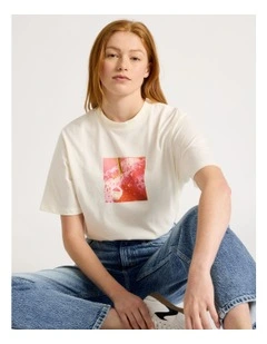 Loose Fit Graphic Tee in Off White