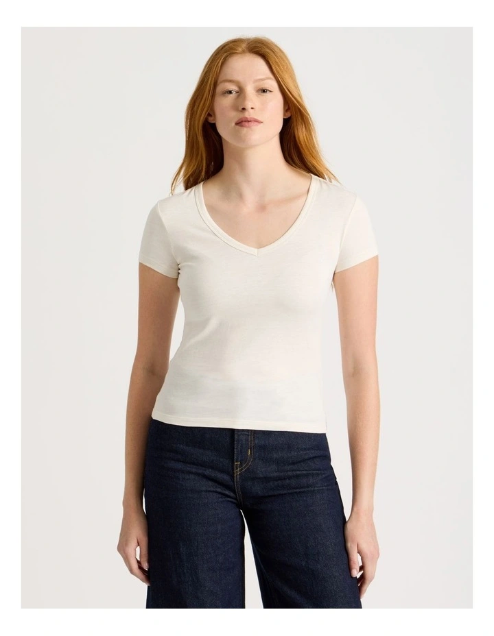 Slub V Neck Tee in Off White image 4