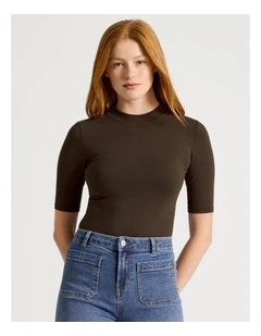 1/2 Sleeve Mock Neck Tee in Brown