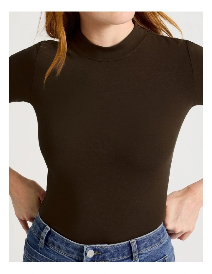 1/2 Sleeve Mock Neck Tee in Brown image 6