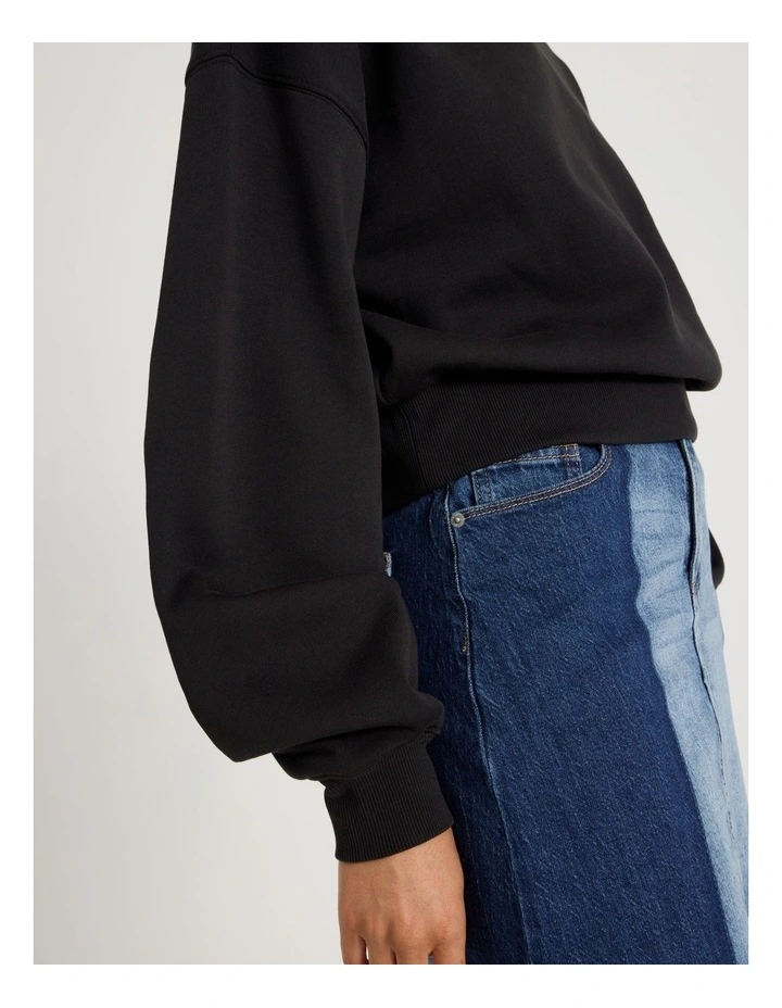 Pleated Back Crew Neck Sweat in Black image 7