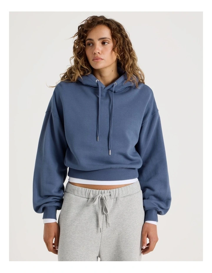 Pleated Back Hooded Sweat in Vintage Indigo image 3