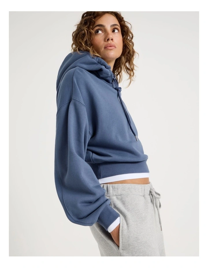 Pleated Back Hooded Sweat in Vintage Indigo image 4