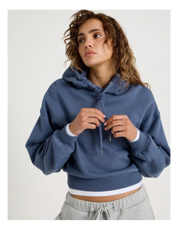 Pleated Back Hooded Sweat in Vintage Indigo image 5