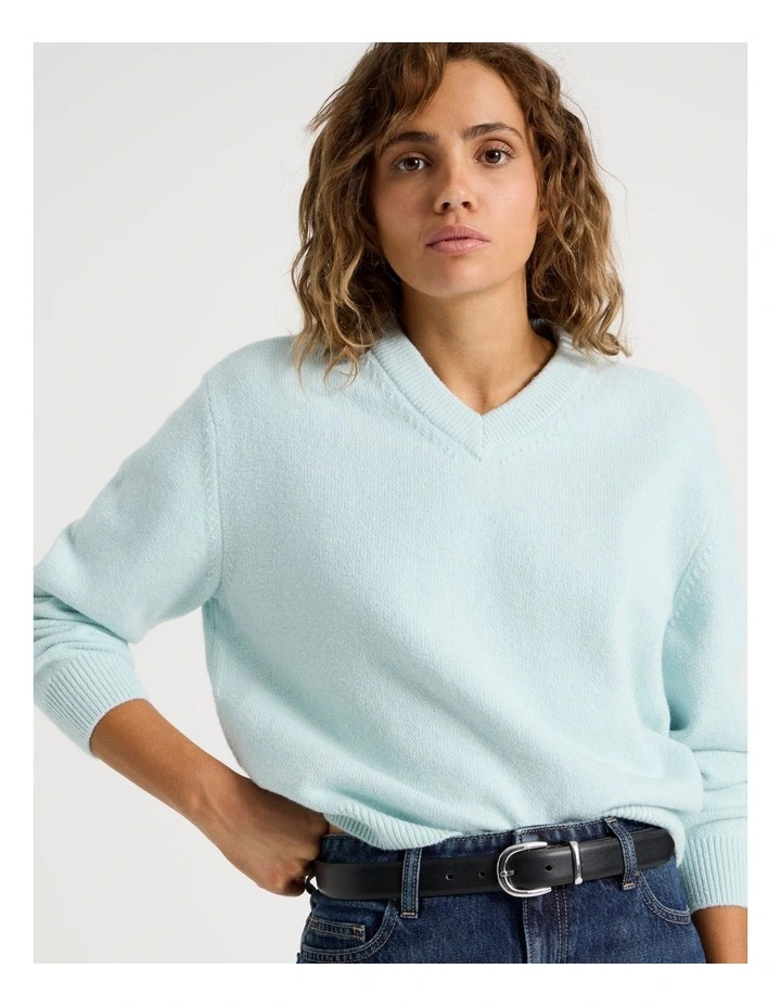 V-Neck Jumper in Baby Blue image 3