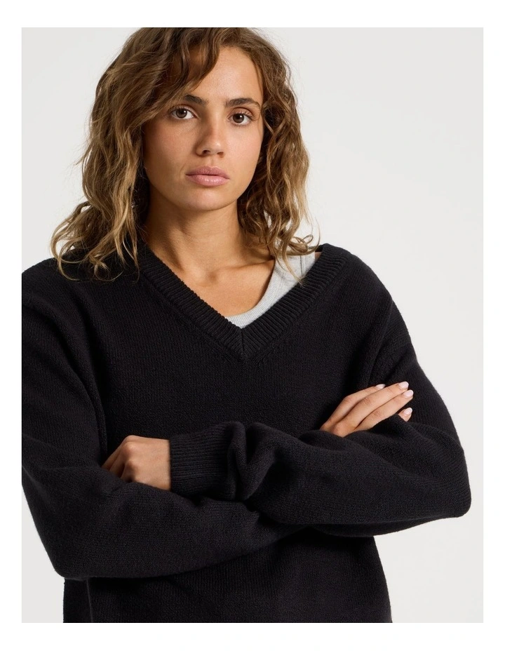 V-Neck Jumper in Moonless Night image 2