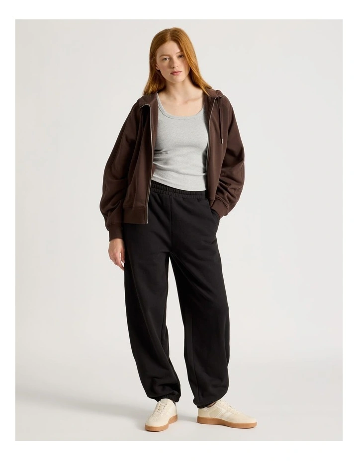 Baggy Fit Jogger in Black image 2