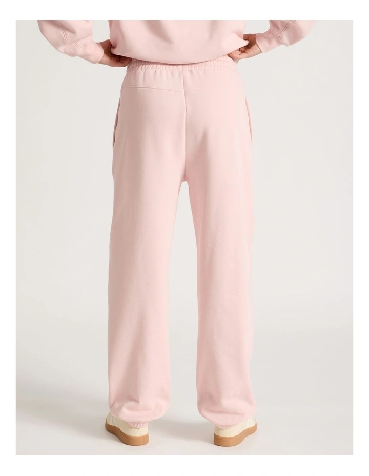 Baggy Fit Jogger in Light Pink image 5