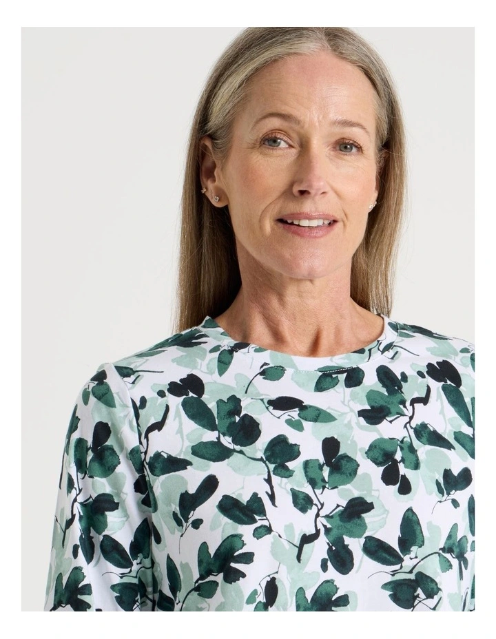 3/4 Sleeve Wardrobe Staple Tee in Greens Floral image 4