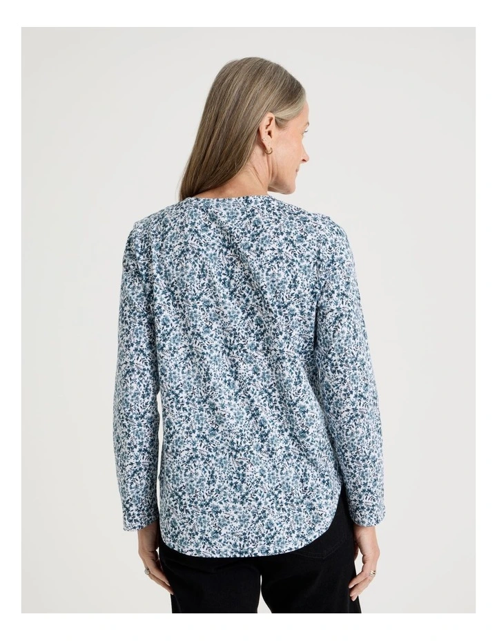 Long Sleeve Wardrobe Staple Tee in Smoke Blue Ditsy Floral Print image 6