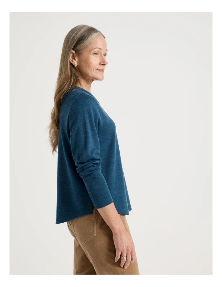 Keyhole Neck Long Sleeve Tee in teal image 5