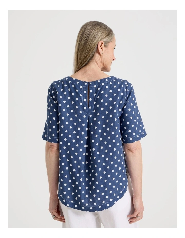 Short Sleeve Top With CF Seam & Curved Hem in Blue/White Spot image 6