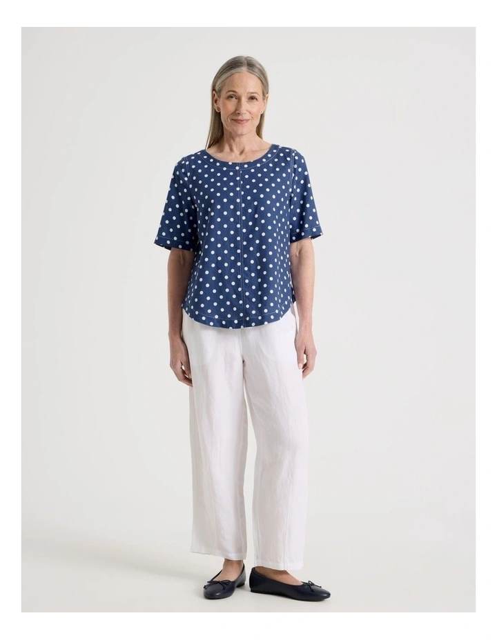 Short Sleeve Top With CF Seam & Curved Hem in Blue/White Spot image 7