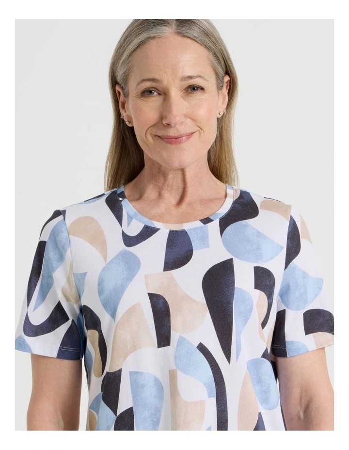 Wardrobe Staple Short Sleeve Tee in White/Blues Large Abstract Print image 2