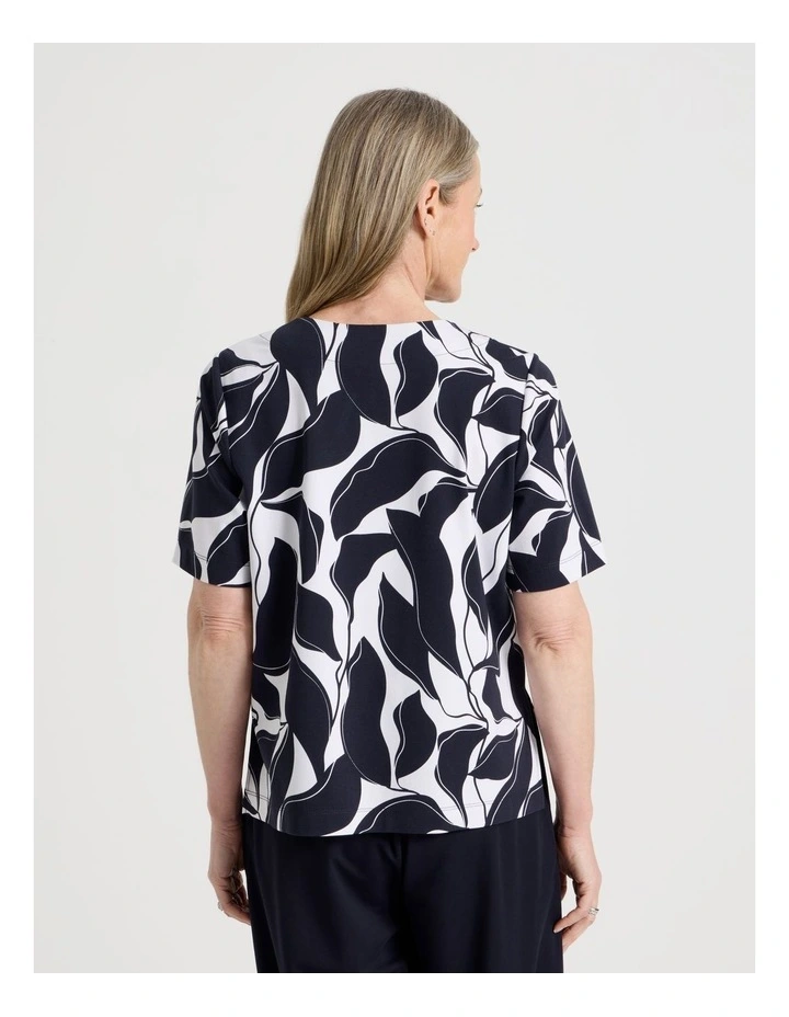 Short Sleeve V Neck Ponte Tee in Navy/Ivory Abstract Print image 6