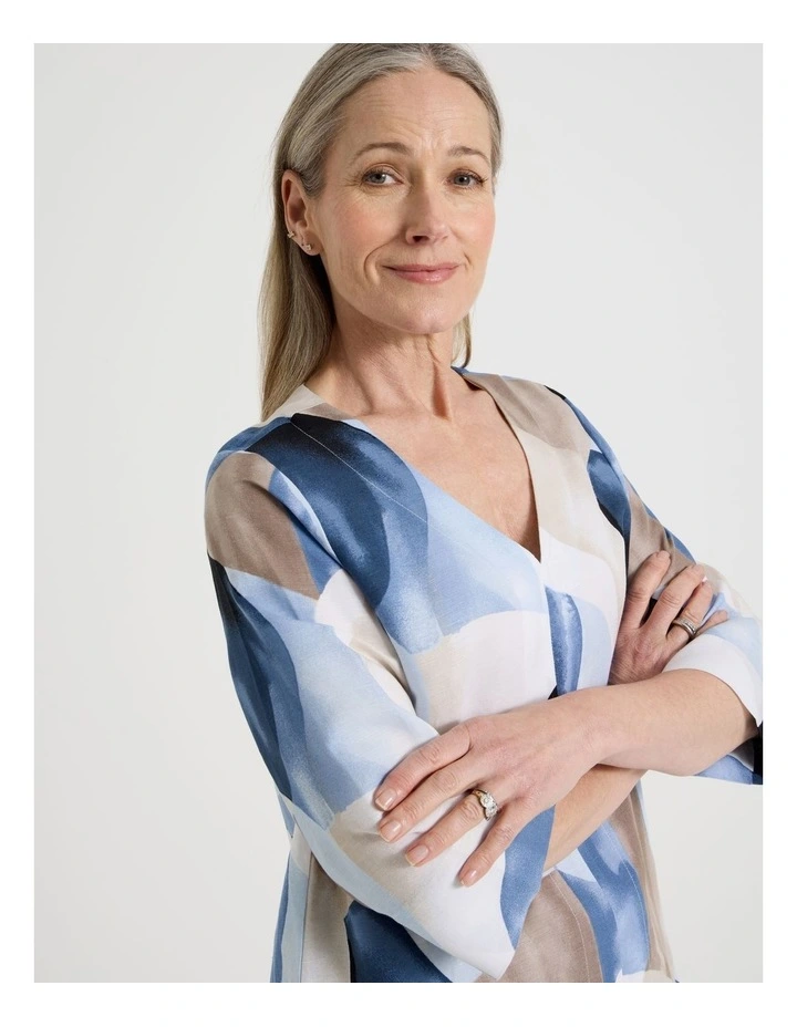 Long Sleeve V-Neck Tunic in Blues Sweeping Abstract Print image 2