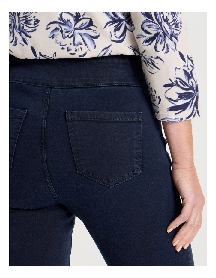 Wardrobe Staple Jegging in Dark indigo image 5