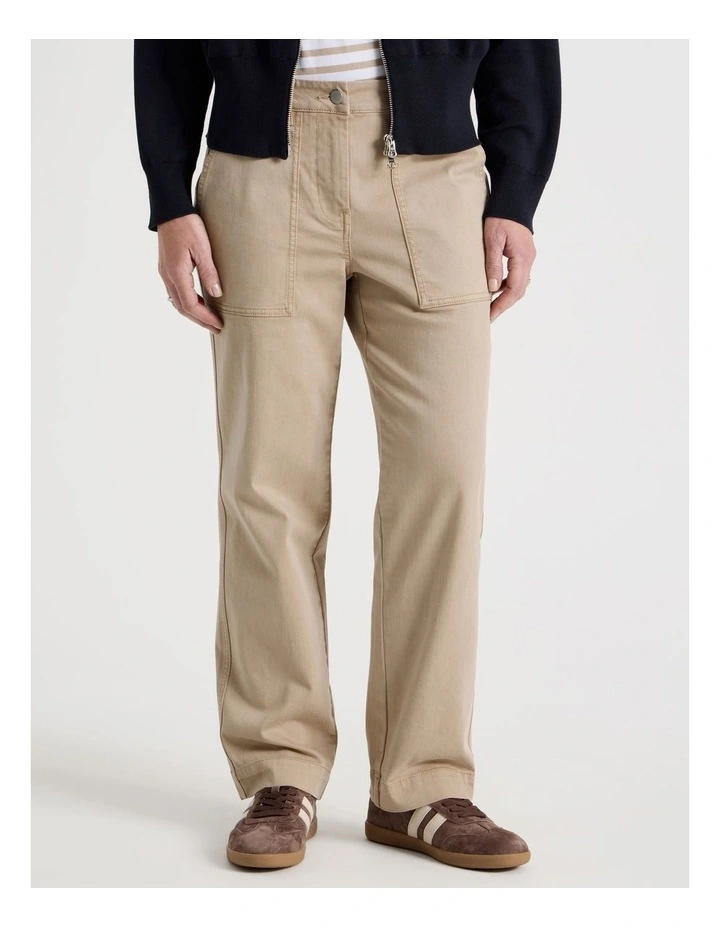 Utility Stretch Pant With Patch Pockets in Neutral image 2