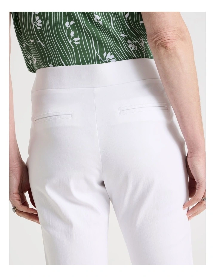Wardrobe Staple Stretch Crop Pant in White image 6