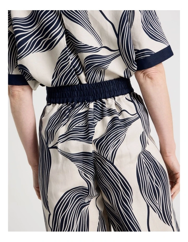 Wide Leg Crop Linen Blend Pant With Solid Contrasts in Neutral Navy Print image 6