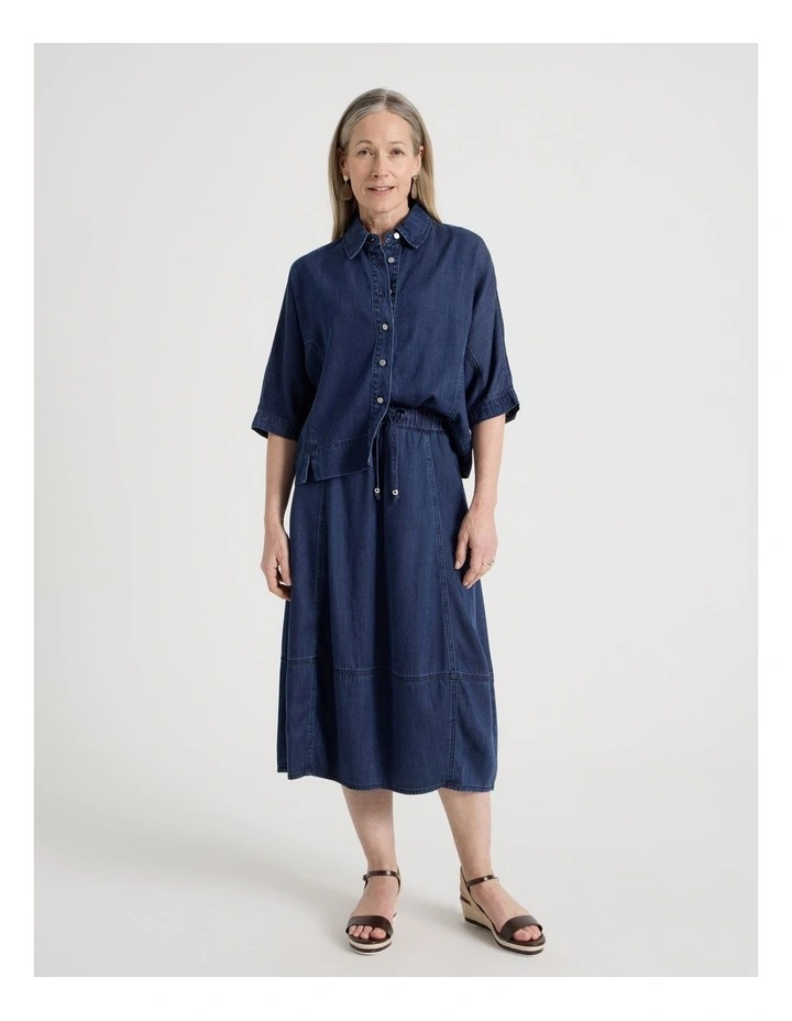 Petites Elastic Back Tulip Hem Light Weight Denim Skirt in Dark Wash image 7