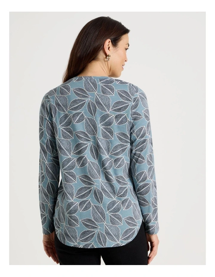 Long Sleeve Wardrobe Staple Tee in Smoke Blue Leaf Print image 6