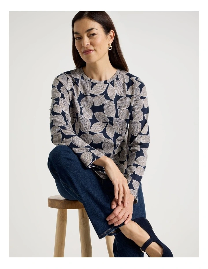 Long Sleeve Wardrobe Staple Tee in Navy Leaf Print image 2