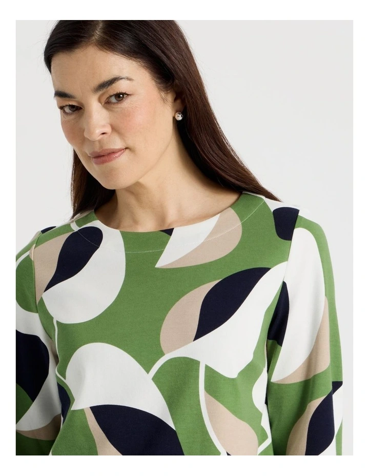 3/4 Sleeve Tee With Side Splits in Olive/Navy/Ivory/Neutral Abstract Print image 3