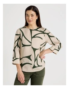 Notch Neck 3/4 Sleeve Top With Cf Seam in Olive/Neutral Print