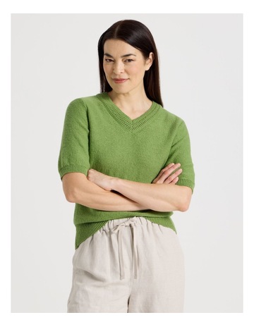 Green colour