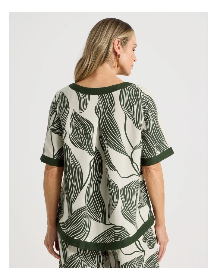 Short Sleeve Top With Solid Contrasts in Neutral/Olive Print image 6