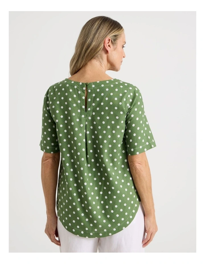 Short Sleeve Top With CF Seam & Curved Hem in Green/White Spot image 6